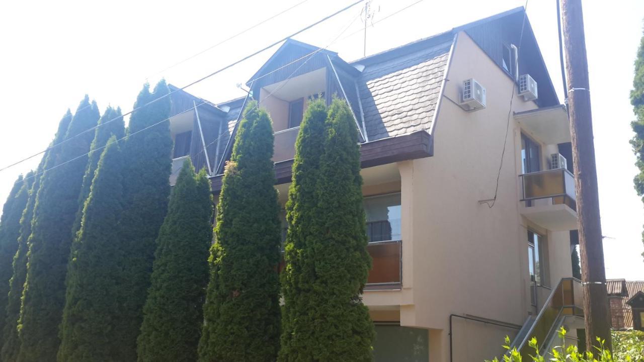 Rubin Apartman Hajdúszoboszló Exterior foto