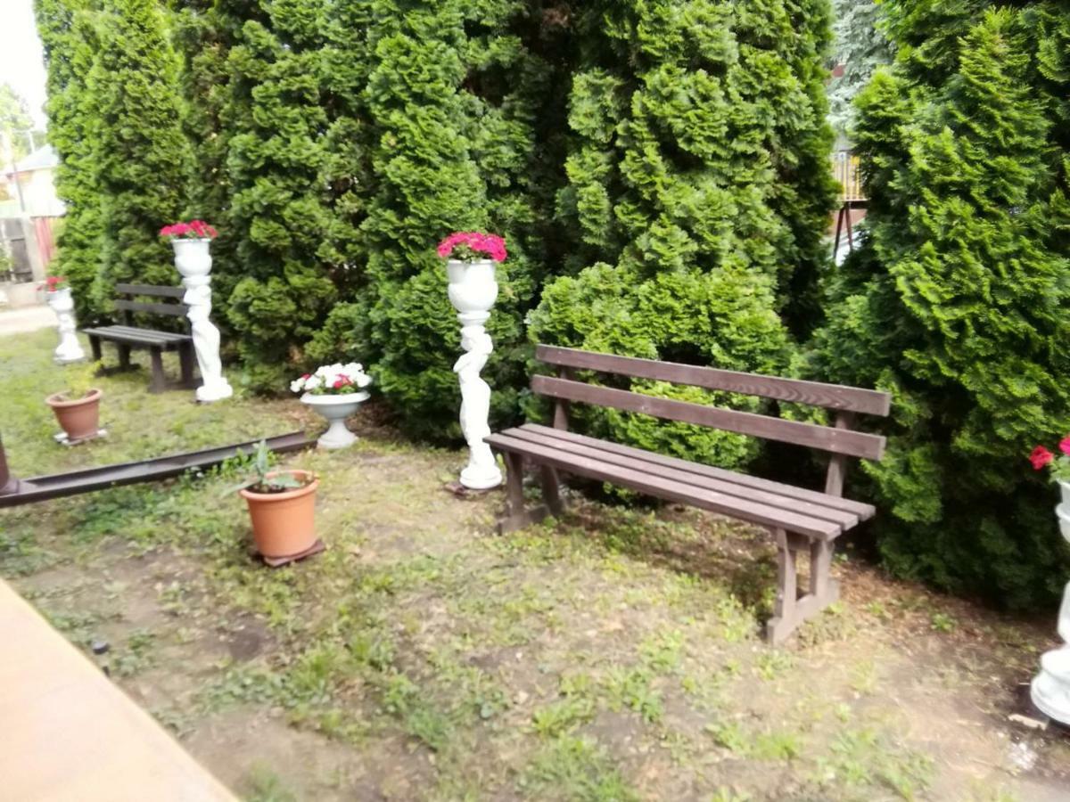 Rubin Apartman Hajdúszoboszló Exterior foto